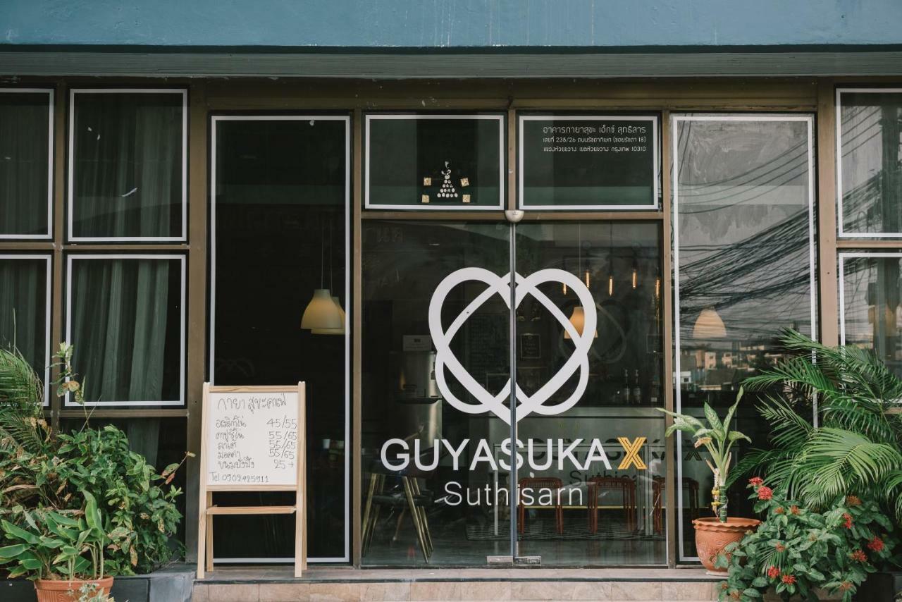Guyasuka X Suthisarn Bangkok Buitenkant foto